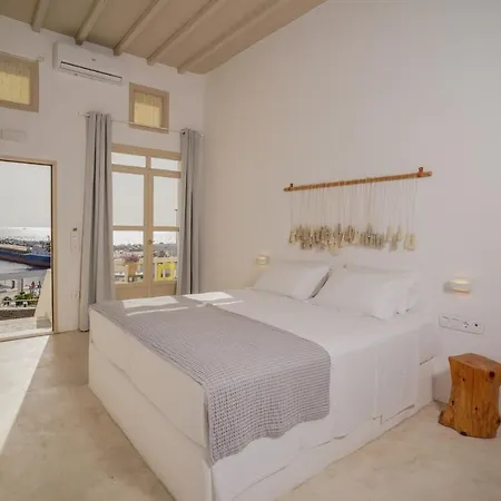 Faro Sunset Suites Mykonos Town